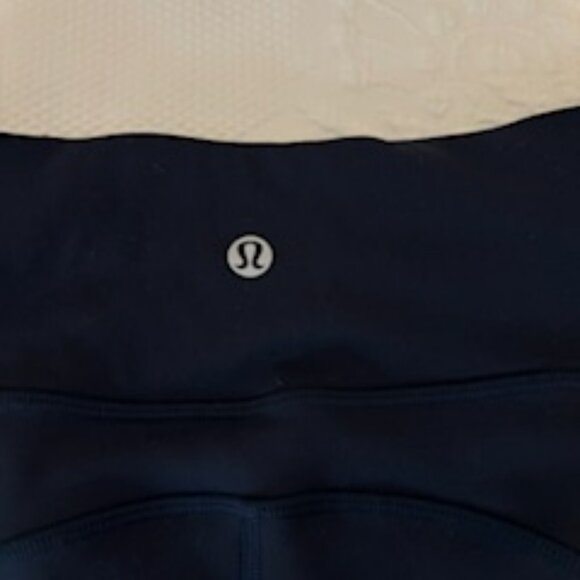 Wunder Train High-Rise Crop 23" with Pockets Navy - Picture 4 of 5